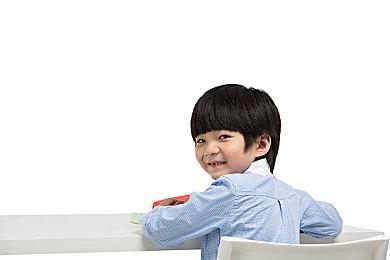 《最终幻想起源》最终资料片发布 上市宣传片欣赏